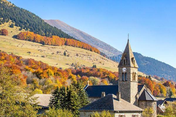 Bienvenue Dans Le Chartreuse 2 A 6 Couchages Cholonge Exterior foto