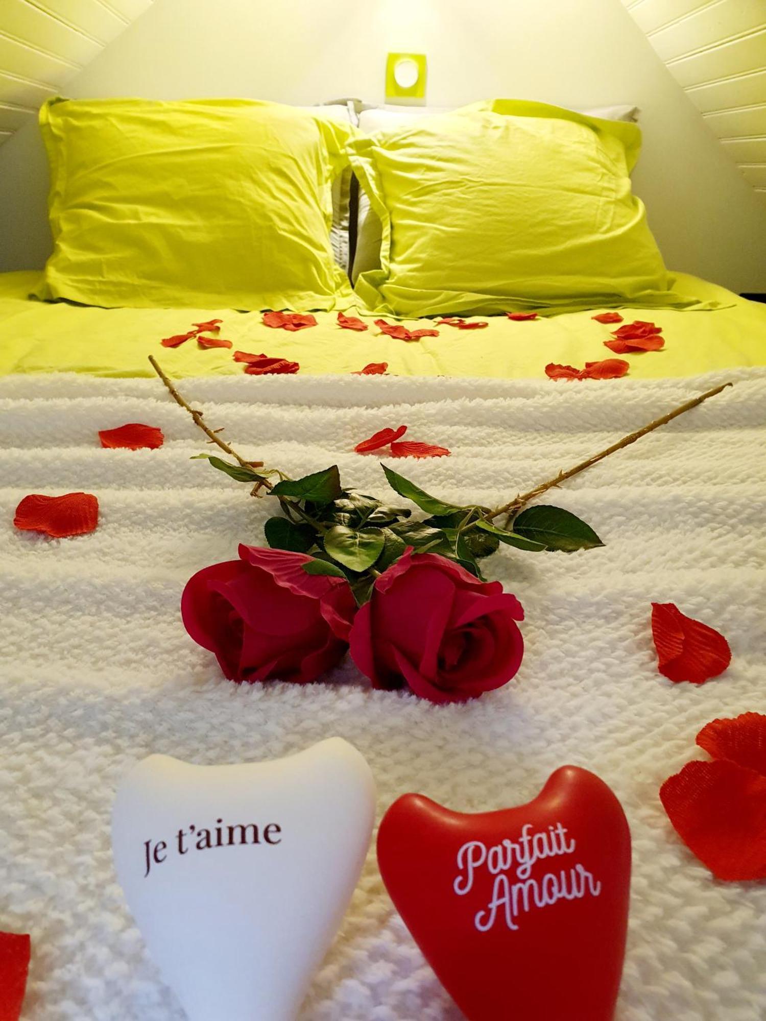 Bienvenue Dans Le Chartreuse 2 A 6 Couchages Cholonge Exterior foto
