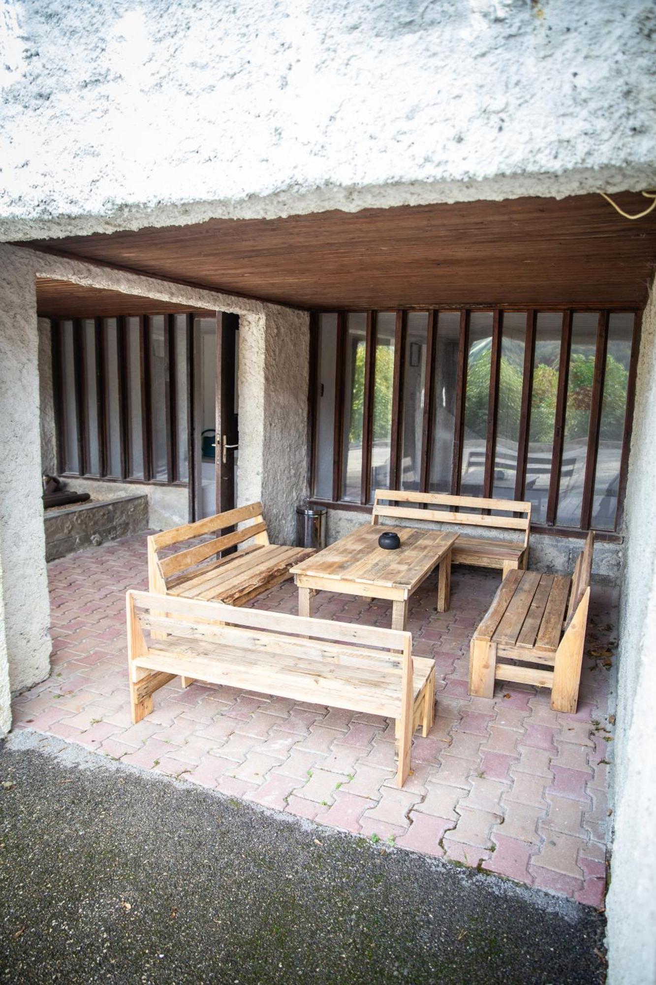 Bienvenue Dans Le Chartreuse 2 A 6 Couchages Cholonge Exterior foto